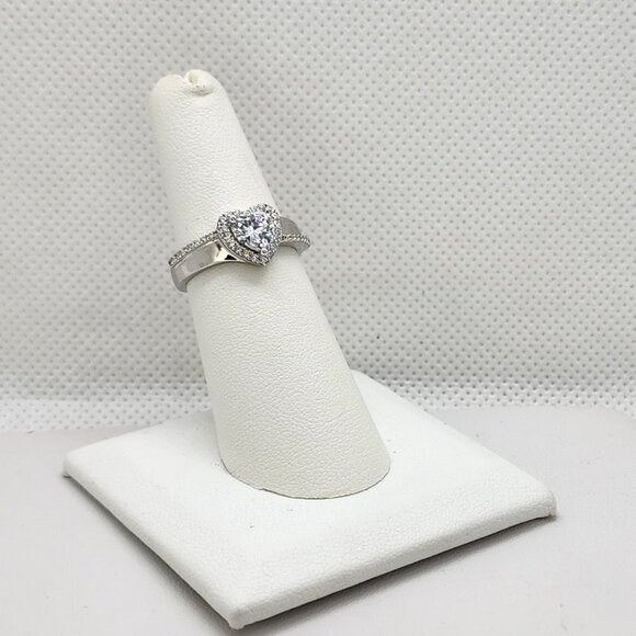 Brand New Sterling Silver 925 Heart Gemstone Ring - Picture 5 of 5